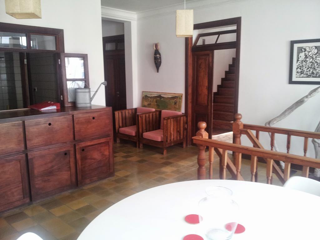 Casa Cafe Mindelo Hotel ภายนอก รูปภาพ
