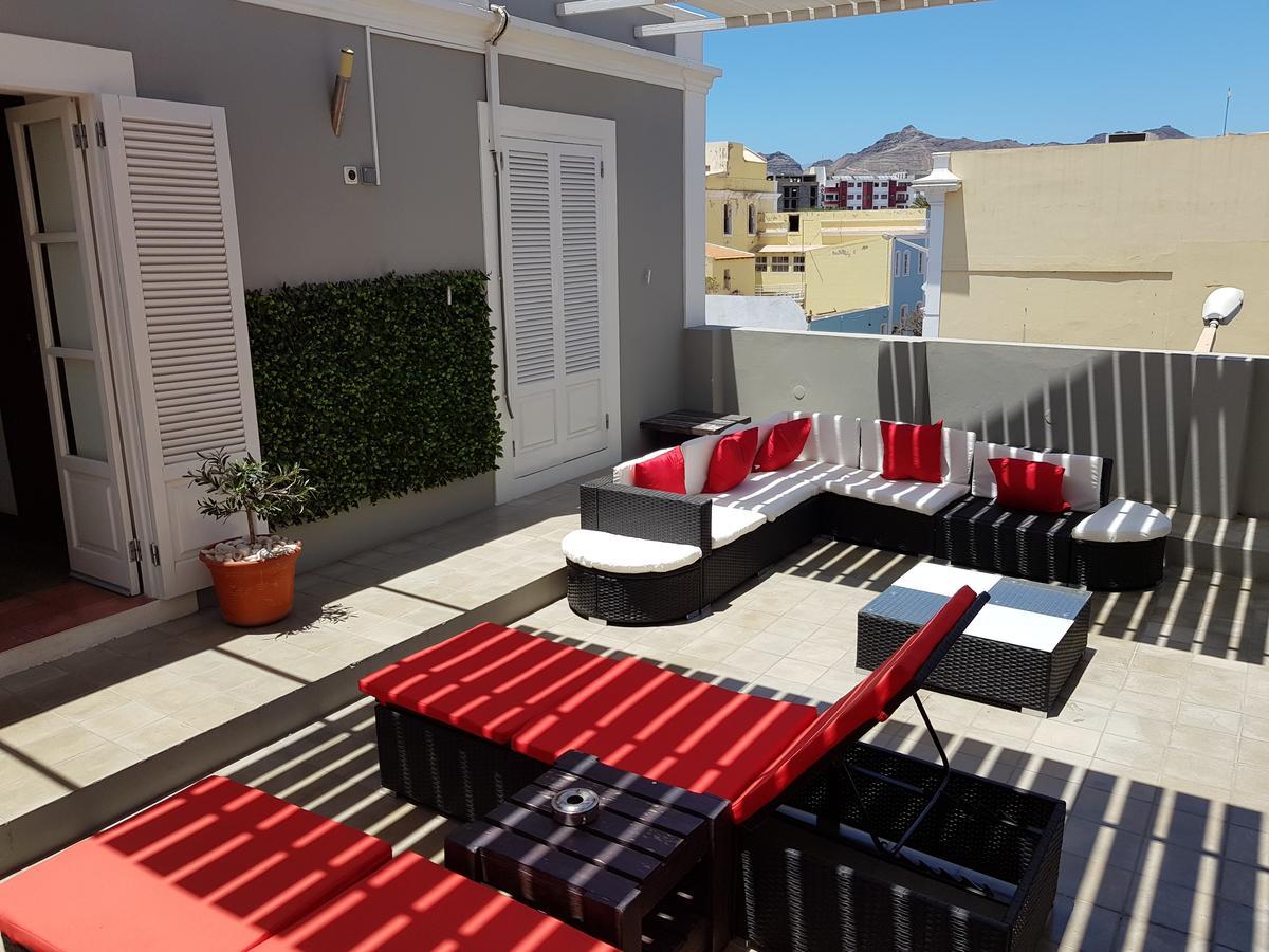 Casa Cafe Mindelo Hotel ภายนอก รูปภาพ