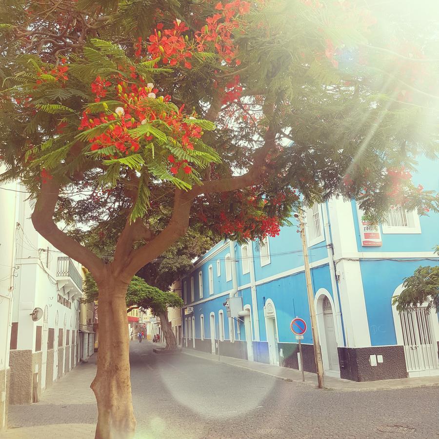 Casa Cafe Mindelo Hotel ภายนอก รูปภาพ