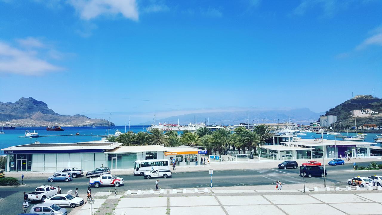 Casa Cafe Mindelo Hotel ภายนอก รูปภาพ